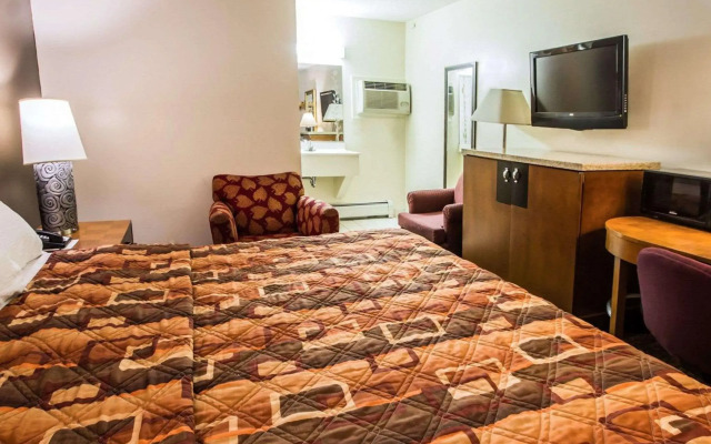 Econo Lodge Tonawanda
