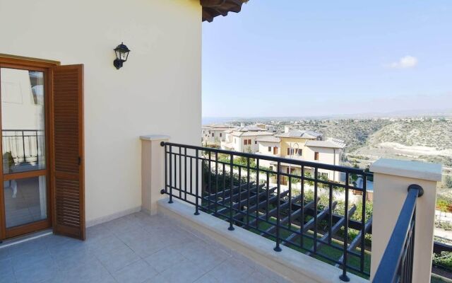 Apartment BJ12 - Trias