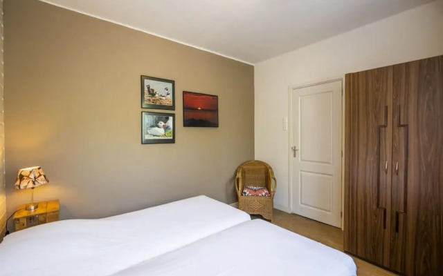 Detached 6 Pers Holiday Home