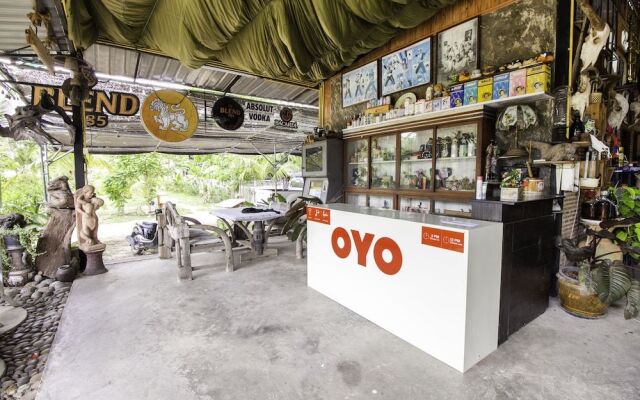 999 Baan Pak Rom Ruen