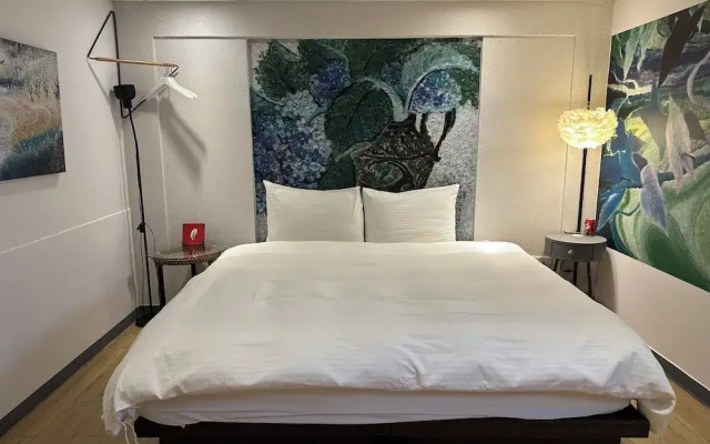 Arthome Hotel