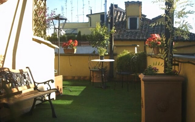 House & The City - Vatican Apartments