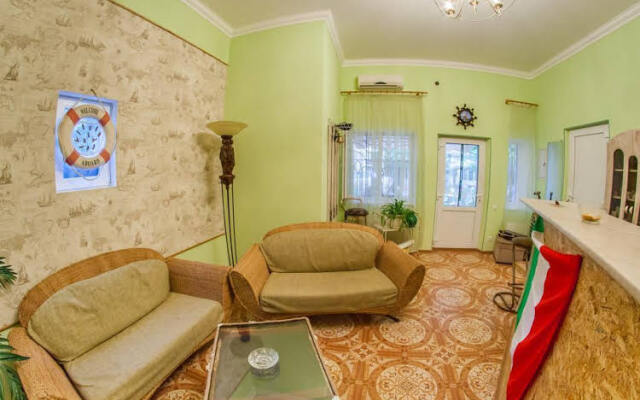 Guest House on Kamanina