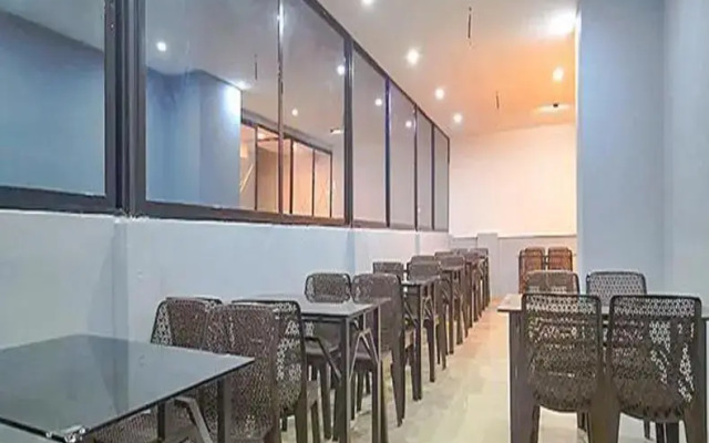 Fabhotel Destiny 54
