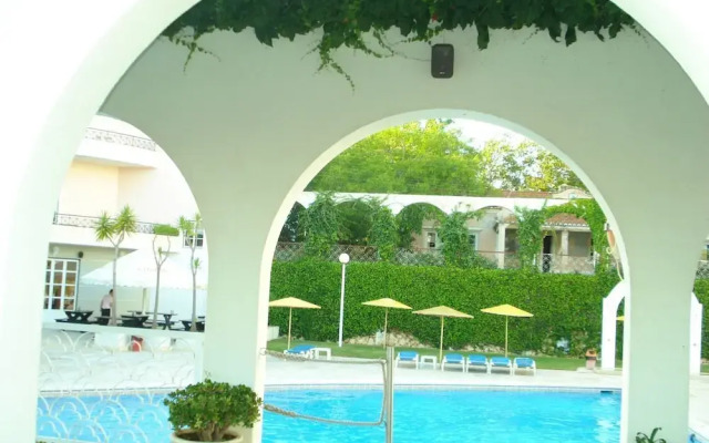 Beautiful Apt in Vila Rosa by Rental4all