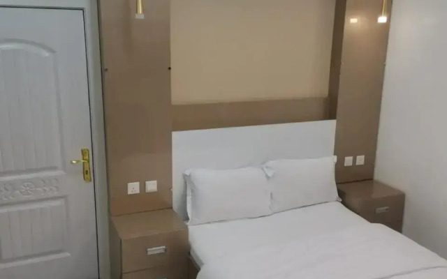 Marina Suhar Hotel