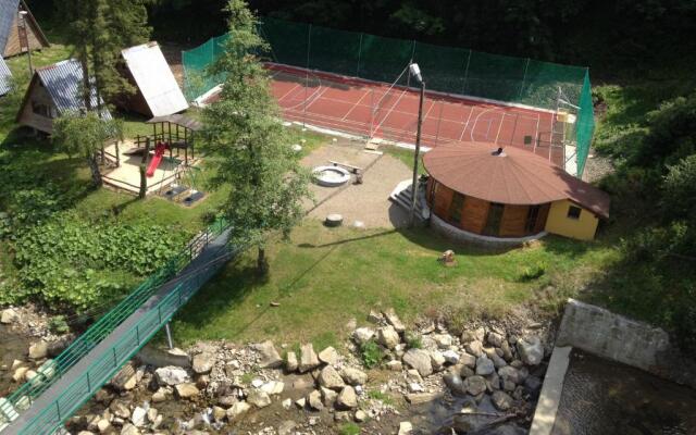 Nad Wodospadem Sp. z o.o