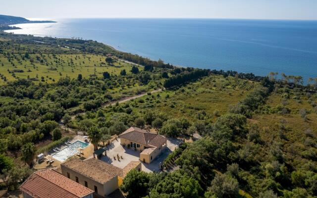 Villa Le Sorbe 12 in Caronia