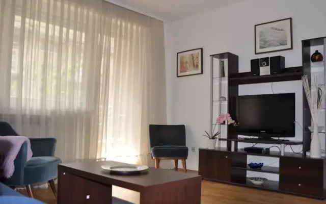 Apartment Home