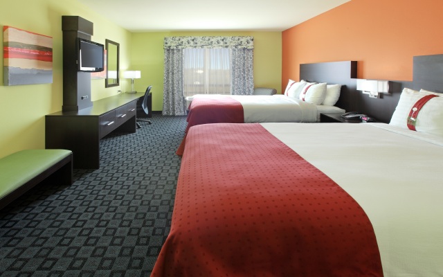 Holiday Inn Garland, an IHG Hotel