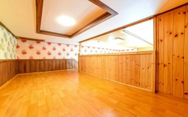 Sunshine Garden Pension
