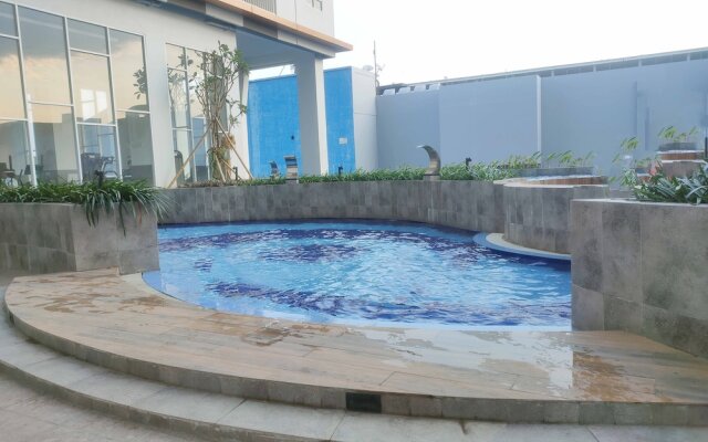 Comfy And Spacey 2Br Apartment At Suncity Residence