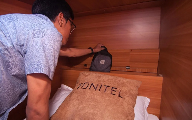 TONITEL Hotel Malioboro Yogyakarta - Hostel
