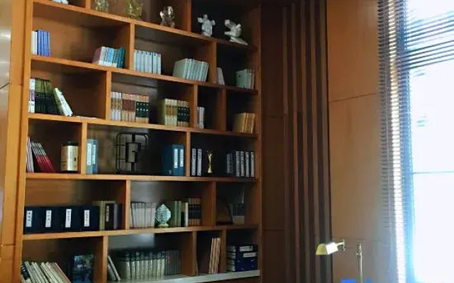 Qianhu Boting Hotel