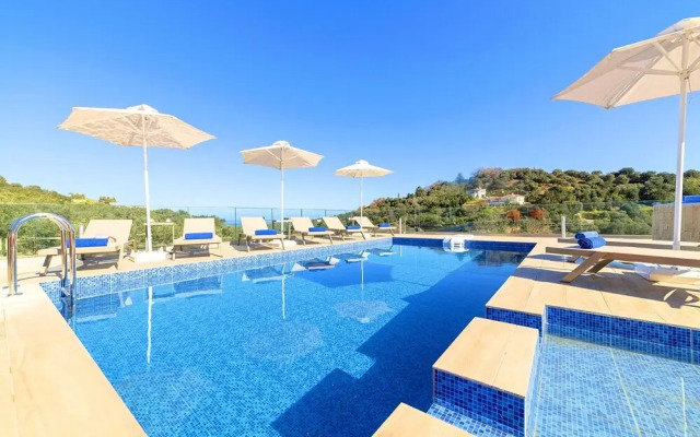 Villa Etesians Heated Pool & Jacuzzi