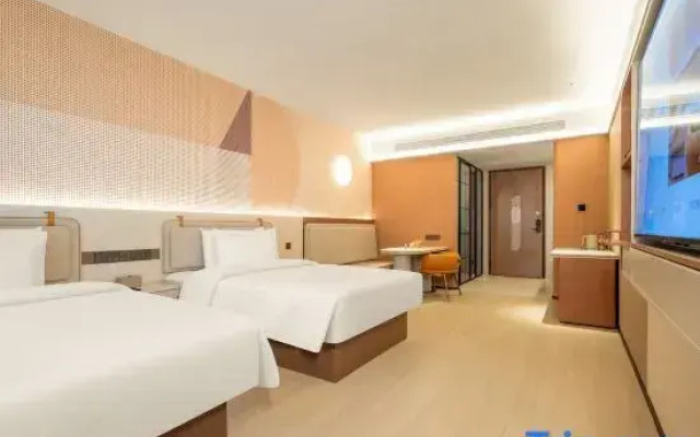 Orange Hotel (Nanning Wuxiang Headquarters Base Store)