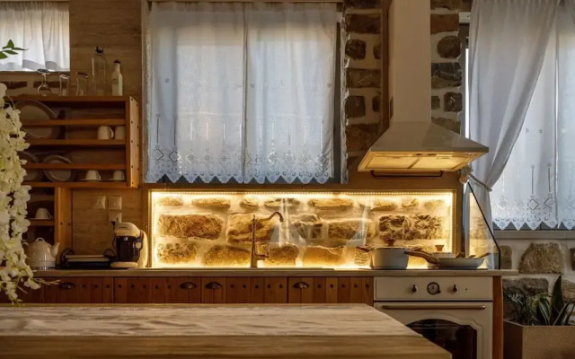 Lithos Messolongi Paradise - A Luxurious Retreat