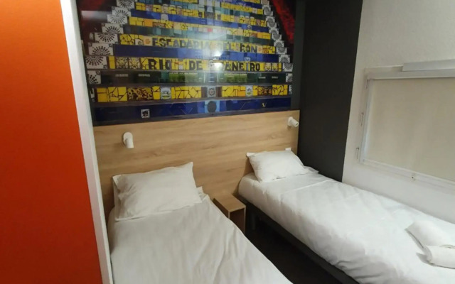 KYRIAD DIRECT ORLEANS - Olivet - La Source