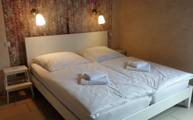 Hotel Pastis