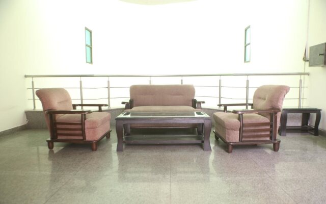 FabHotel Marbella Noida Sec 51