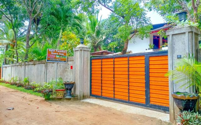 Sigiri Tarushan Home Stay
