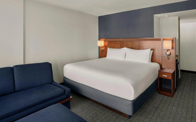 Courtyard by Marriott Halifax Downtown