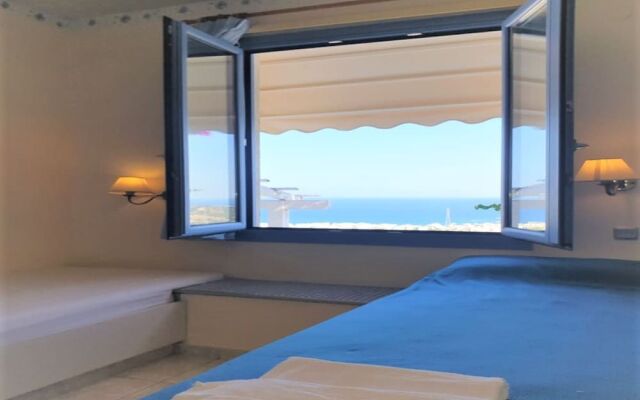 Hermes Korifi Suites Private Apartment