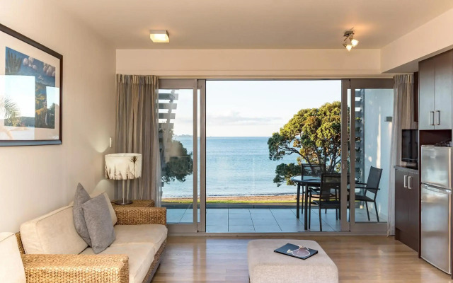 Sea Spray Suites