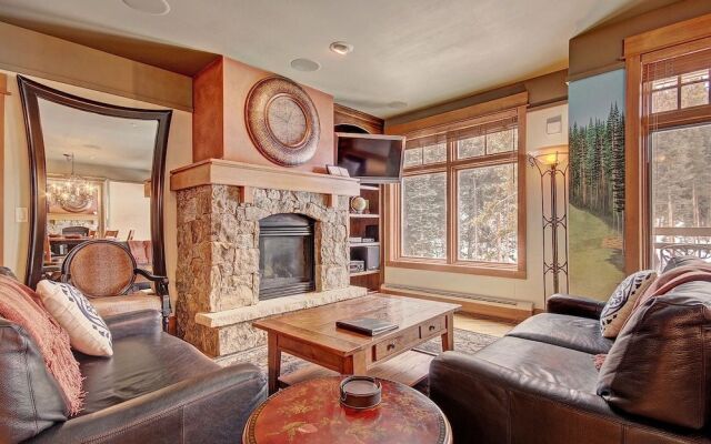 3044 Lone Eagle 2 Bedroom Condo by RedAwning