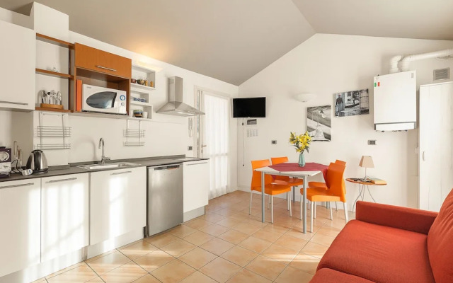 Villa Apartments - Porto Letizia