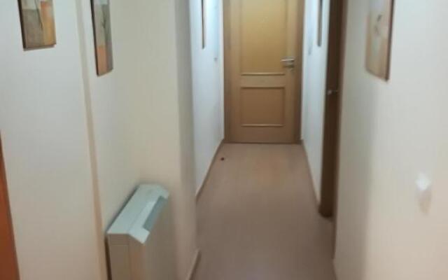 APARTAMENTO PERGAR I - 4 PERSONAS DESDE 35e-WIFI