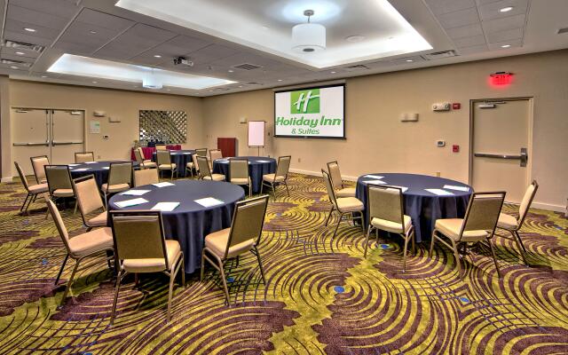 Holiday Inn Hotel & Suites Tupelo North, an IHG Hotel