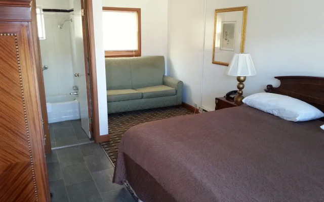 Golden Gate Lodging