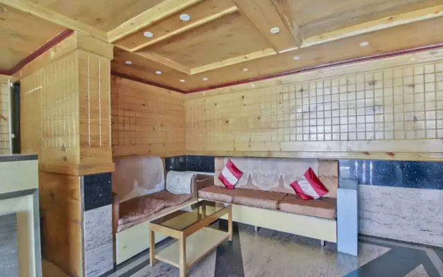 Shiva Shanthi Inn by OYO Rooms