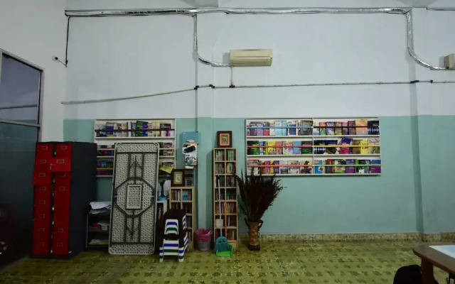 Dazhong Backpackers Hostel