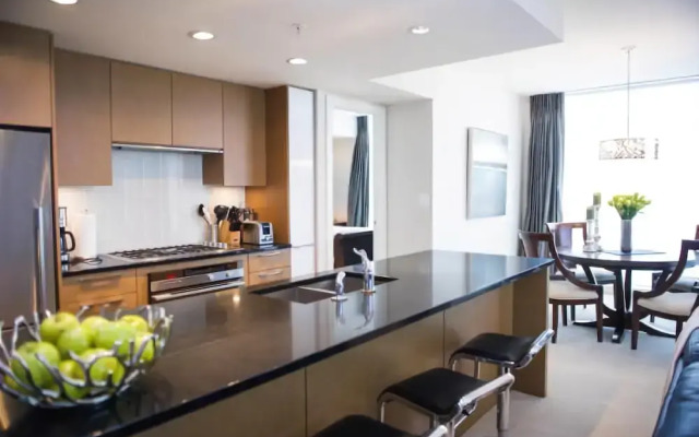 Executive Suites by Roseman - Luna