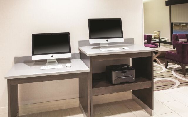 Fairfield Inn & Suites by Marriott Cedar Rapids North