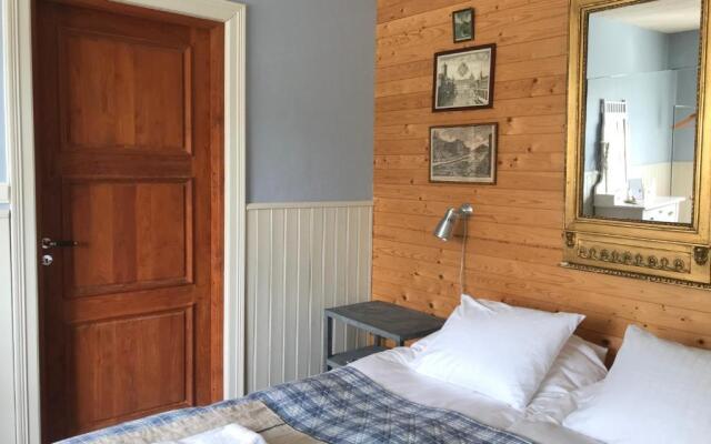 Mellby 11 Bed And Breakfast