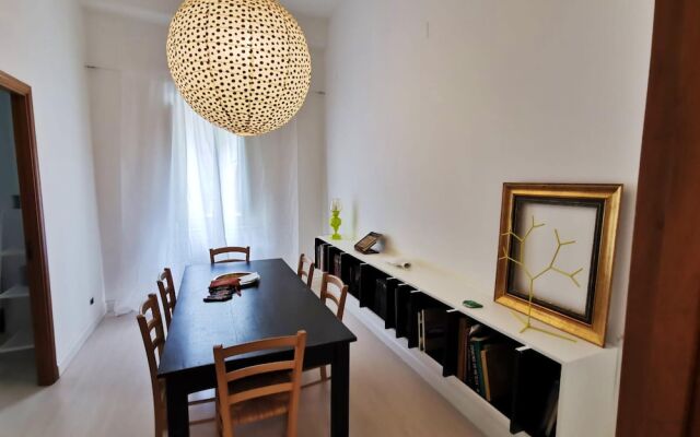 Apartment with 2 Bedrooms in Palermo, with Wonderful City View, Furnished Terrace And Wifi - 10 Km From the Beach