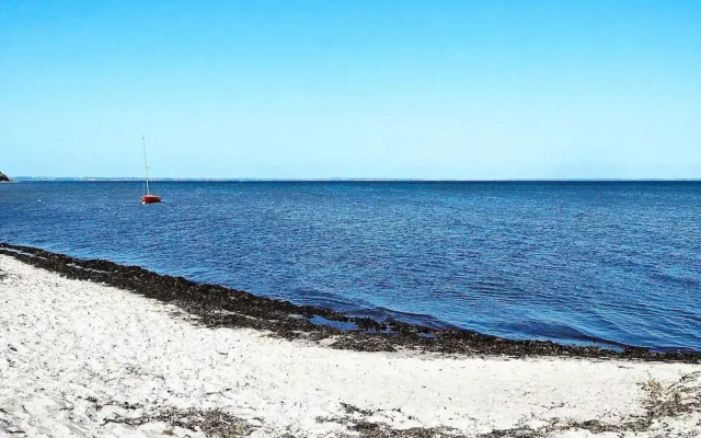 6 Person Holiday Home in Nordborg-by Traum