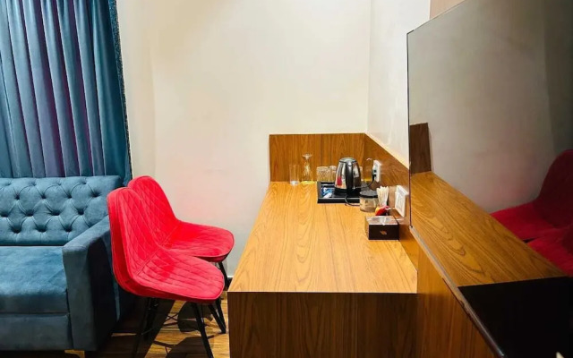 Hotel Swarn Bhoomi