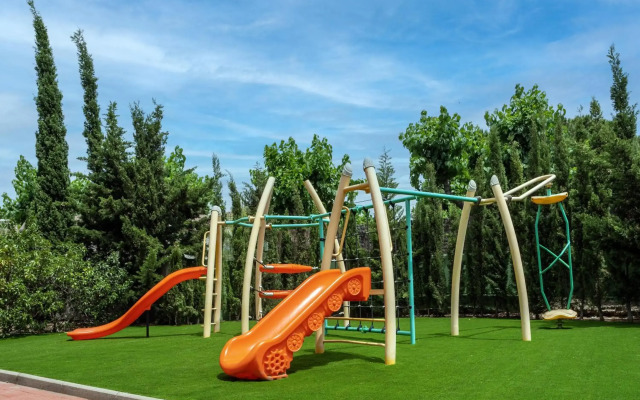 Ponient Pirámide Salou by PortAventura World