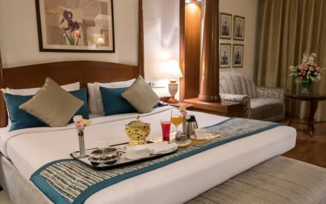 Tivoli Garden Resort Hotel