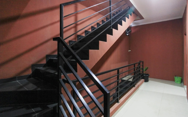 Citara Jaya Guesthouse by OYO Rooms