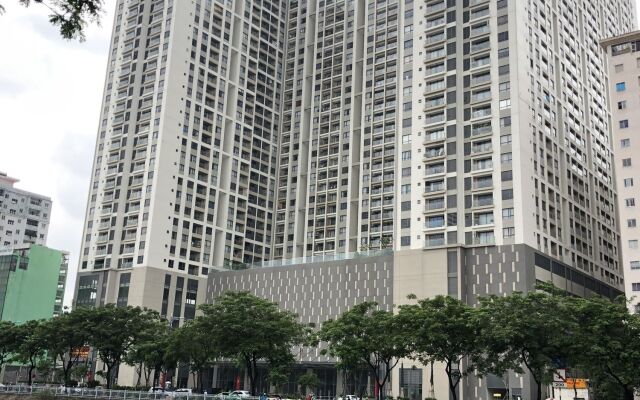 Saigon Apartment The Gold View