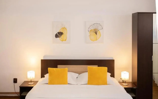 Corvin and Bedroom