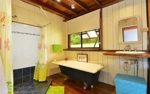 Tea Tree Cottage