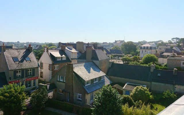 Apartment With one Bedroom in Trébeurden, With Wonderful City View and