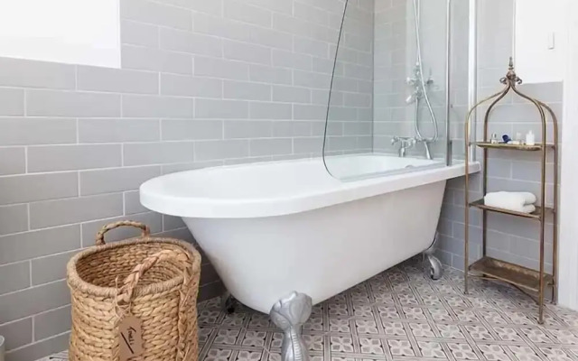 Maxwelston Farmhouse