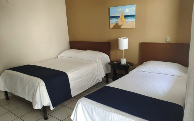 Hotel Caracoles Colima